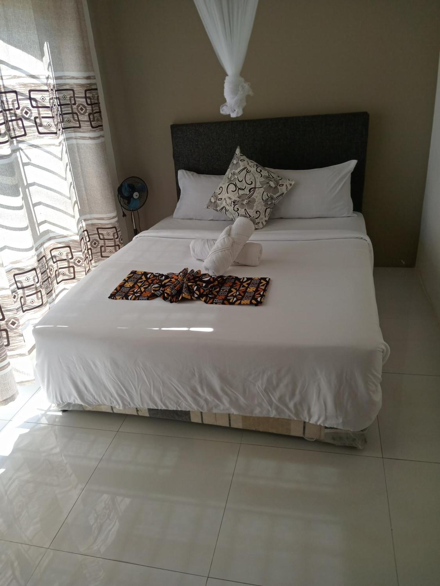 Emmrose Apartments Chingola Kültér fotó